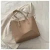 Bolsa Melard de Estilo Europeo y Americano para Comercio Exterior, Nueva Bolsa Tote Retro de Alta Apariencia con Gran Capacidad para Estudiantes Universitarios y Personas que Viajan Diariamente