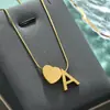 Productos Transfronterizos Europeos y Americanos Nuevos Personalizados, Colgante de Letra en Forma de Corazón Simple y Moderno, Cadena de Serpiente de Acero de Titanio de Lujo, Collar Ajustable