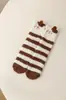 Calcetines de Invierno Otoño Nuevos de Dibujos Animados con Orejas 3D de Felpa Coral de Media Pantorrilla para Mujer Calcetines de Piso Cálidos Gruesos Lindos al por Mayor