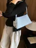 Bolsa feminina de design de nicho transfronteiriço de grande capacidade para ombro e axila 2026 nova bolsa feminina da moda bolsa de mão com padrão trançado