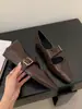 Primer Encuentro Temporada Otoño 2026 Estilo Retro Francés Punta Fina Mary Jane Zapatos Pequeños de Piel para Mujer Correa Única Corte Bajo Planos Tacón Bajo