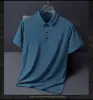 Camiseta de manga corta fina y transpirable con cuello de solapa para hombre, estilo business casual, color liso, sin costuras, polo de seda helada