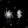 Pendientes de Nuevo Estilo 2025 con Diamantes para Mujer, Pendientes de Plata de Ley S925 con Aguja de Plata de Moda, Pendientes de Copo de Nieve de Lujo Ligero y Gama Alta