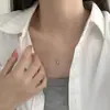 Collar de croissant de plata de ley s925, estilo minimalista coreano, textura plisada, moderno y versátil, cadena para la clavícula simple y única