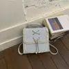 Mochila Feminina Multifuncional Bolsa de Mão Versátil Nova de Verão 2026 Bolsa Transversal Versátil de Nicho