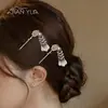 Adornado con Perlas y Cuentas Doradas - Estilo Étnico Pin Lateral de Perlas Borla Original Pinza Elegante para el Cabello Tocado de Combinación Diaria Hanfu Qipao