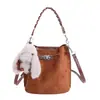 Bolso Pequeño Retro de Moda y Sofisticado para Mujer 2025 Nuevo Bolso Cruzado Versátil Bolso de Mano Elegante Bolso Cubo