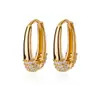 Pendientes geométricos de círculo de diamantes exquisitos transfronterizos con diseño de mariposa de temperamento alta atmósfera nicho pendientes pendientes