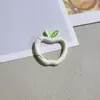 Color de pintura manzana primavera llavero puede ser diy colgante de bolsa accesorios para coche venta al por mayor directa