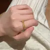 Anillo de Oro Minimalista de Nicho con Circonita Microincrustada para Mujer, Nuevo Anillo Abierto Versátil de Moda de Gama Alta para Mujer