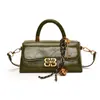 Bolso Cruzado para Mujer, Bolso Pequeño Personalizable con Candado para Mujer, Bolso Cruzado de Hombro Único Portátil Retro Brillante de Gama Alta con Colgante Exquisito para Mujer