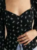 Top negro de mujer transfronterizo con estampado floral, escote cuadrado, escote de corazón, mangas abullonadas, entallado a la cintura, adelgazante, de longitud corta, camisa de manga larga