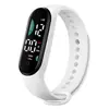 Nuevo Pulsera de Reloj Electrónico LED M9 Resistente al Agua Moda Simple Estilo Deportivo Niños Estudiante Fabricante de Relojes Electrónicos LED