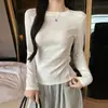 K2639X Camiseta básica premium de cuello redondo para mujer, adecuada para primavera, otoño e invierno, corte entallado, con estampado de espina de pez en contraste, manga larga