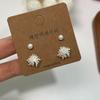 Diseño de Nicho Aretes de Fuegos Artificiales Plateados con Circonita y Perla Juego de Cuatro Piezas Lujo Accesible Pendientes Elegantes de Gama Alta Versátiles Pendientes Pendientes