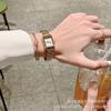 Reloj de mujer IEKE retro francés romano cuadrado con correa de acero, reloj de diseño nicho para estudiantes de estilo mid-century, reloj de mujer de nueva generación