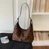 Bolso bandolera exquisito de lujo ligero para mujer, de terciopelo, nuevo estilo de otoño, para debajo del brazo, de gamuza, diagonal, a la moda, de un solo hombro, estampado de leopardo 2026