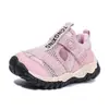 Tênis da Moda para Meninas 2026 Novos Sapatos Casuais Respiráveis de Primavera e Verão para Crianças Maiores Sapatos Estilo Pai para Meninos