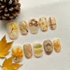 30 Piezas de Uñas Cuadradas Postizas Transfronterizas de Otoño e Invierno con un Diseño de Alto Nivel 3D de Hongos, Hojas de Arce y Piñas, en Stock