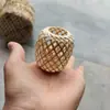 Linterna tejida de bambú mini se puede usar como adorno colgante para coche estilo antiguo artículo pequeño regalo decoración puramente hecha a mano