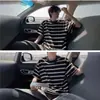 Camiseta a Rayas Blancas y Negras de Manga Corta Marca de Moda Americana para Hombre Verano Estudiante Versátil Camisa de Media Manga Top Casual Holgado Negro