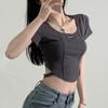 Camiseta de manga corta para mujer, estilo americano, retro, de espina de pescado, irregular, sexy, ajustada, corta, con el ombligo al descubierto, de moda.