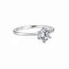 Anel Clássico de Prata Esterlina S925 com Seis Garras Totalmente de Moissanita Leve Luxo Simples Anel de Noivado com Aliança Lisa Fabricante Fornecimento Direto Atacado