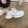 Zapatos deportivos casuales estilo París que aumentan la altura 2026, zapatos de moda con suela gruesa para mujeres bajitas, zapatos de papá, nuevo modelo para mujer