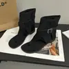 Sandálias de Dedo Femininas de Verão 2026 Novo Estilo Botas de Camurça Vazadas Retrô com Saltos Escondidos Sandálias Romanas