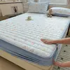 Sábana acolchada impermeable tipo A, gasa arrugada, antideslizante, engrosada, protector de colchón, a prueba de polvo y a prueba de orina