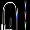 Grifo de cambio de color por control de temperatura, LED luminoso de tres colores a prueba de salpicaduras, control de temperatura inteligente, agua fría y caliente, burbujeador automático