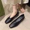 Com sapatos franceses de fim de noite sapatos um passo calce fácil pés estilo gentil baixo 2026 bico quadrado não cansam boca rasa sapatos únicos mulheres para o trabalho