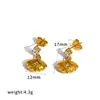 Pendientes de Estrella y Luna Incrustados con Diamantes Transfronterizos, Pendientes de Acero Inoxidable Dorado de 18 Quilates, Sensación de Lujo Ligero y Gama Alta, Pendientes de Acero de Titanio con Forma de Corazón