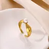 Anillo de Acero Inoxidable con Perla de Imitación Estilo Europeo y Americano, Elegante, No se Desvanece, Anillo Retro de Lujo Ligero, Joyería de Acero de Titanio Transfronteriza