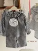 8263 Conjunto de Pijama de Encaje para Niñas 26 Otoño Nuevo Algodón Suave Manga Larga Pantalón Largo Ropa de Casa con Aplicación de Conejito
