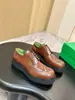 Sapatos Brogue Britânicos de Solado Grosso Derby Couro Genuíno Camada Superior BV Renda Esculpida Cadarço Sapatos de Couro Comércio Exterior Transfronteiriço Várias Cores em Estoque