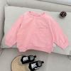 Camiseta de Algodão de Manga Longa para Bebê - Primavera, Cor Sólida, Corte Solto, Gola Redonda, Estilo Ocidental, Camisa Básica Versátil para Meninos e Meninas