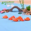 Paisaje micro simulado pecera de peces koi rojos grandes y pequeños paisaje de playa oceánica resina accesorios decorativos creativos adornos pequeños