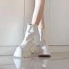 Botas Curtas Brancas de Solado Grosso Estilo Martin 2025 Novo Estilo Aumenta Altura Retrô Resistente ao Desgaste Estilo Chanel para Pessoas Baixas
