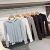 Camiseta de manga larga acanalada con capucha para mujer, de algodón, corte ajustado, favorecedora, versátil, de color liso, con botones, top base