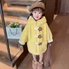 Abrigo de Lana de Cordero para Niña Otoño Invierno 2026 Nuevo Elegante Ropa de Invierno Gruesa para Bebé Niña Suéter de Piel de Longitud Media