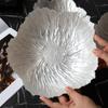 Plato de fruta de estilo nórdico moderno con forma de flor para el hogar, plato de comida de cristal, plato simple perlado de buen aspecto