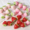 Acessórios de Joias de Resina DIY de Morango Rosa Fofo Pingente de Chaveiro Decoração de Beleza para Carro Patch