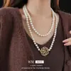 Collar de Flor de Zirconia Francesa con Perla, Cadena de Suéter Apilable Retro de Lujo Ligero, Collar Versátil Elegante y de Alta Gama