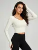 Nuevo estilo de top de yoga de manga larga antibacteriano con sensación de segunda piel, falso dos piezas con doble tirante, espalda abierta, copas fijas, ropa de fitness de cintura alta para mujer