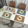 Jogos Americanos de PU com Textura Vintage Cuidadosamente Selecionados, Laváveis e Resistentes ao Calor, Disponíveis em Várias Cores, Dobráveis, Adequados para Uso Comercial e Doméstico, Personalizáveis
