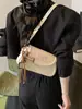 Bolsas de Designer de Nicho para Mulheres, Nova Bolsa Transversal de Verão 2025 Mais Vendida, Bolsa Quadrada Pequena Popular Estilo Coreano para Ombro/Axila