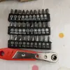 Chave de fenda de catraca de 36 dentes para espaço estreito bidirecional para frente e para trás Canto do cotovelo tipo L Ferramenta de chave de fenda Fender