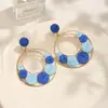 Brincos Coloridos Dopamina de Verão Novos Brincos Florais Doces Círculo Estilo Férias para Mulheres com um Visual Único e Estiloso