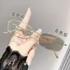 Los Gafas Rectangulares y de Montura Estrecha con Borde Dorado Ascético de Sven Son Gafas Planas Estilo Japonés para Niños y Niñas Que Pueden Equiparse con Lentes para Miopía y Luz Azul